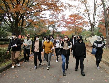 秋の遠足 百年公園