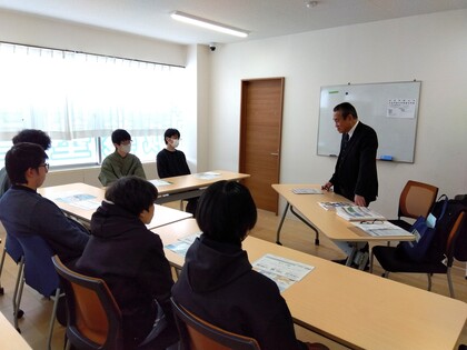 進路ガイダンス・大学 専門学校 企業