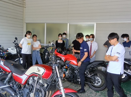 自動車学校見学