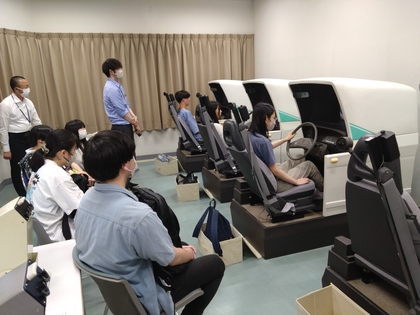 自動車学校見学