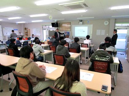 中日本自動車短期大学・出前講座